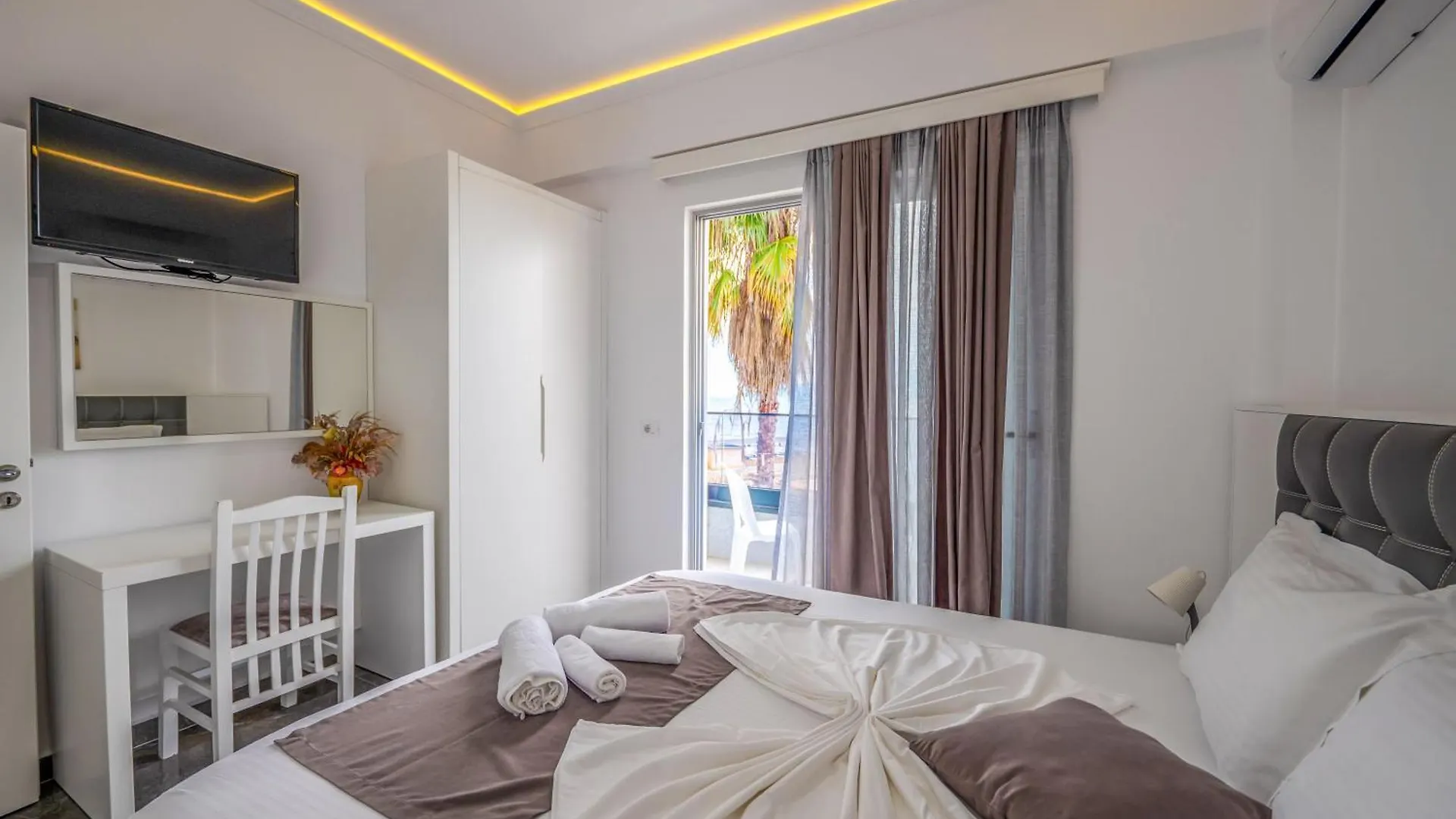 Vila Era Beach Sarandë Hotell