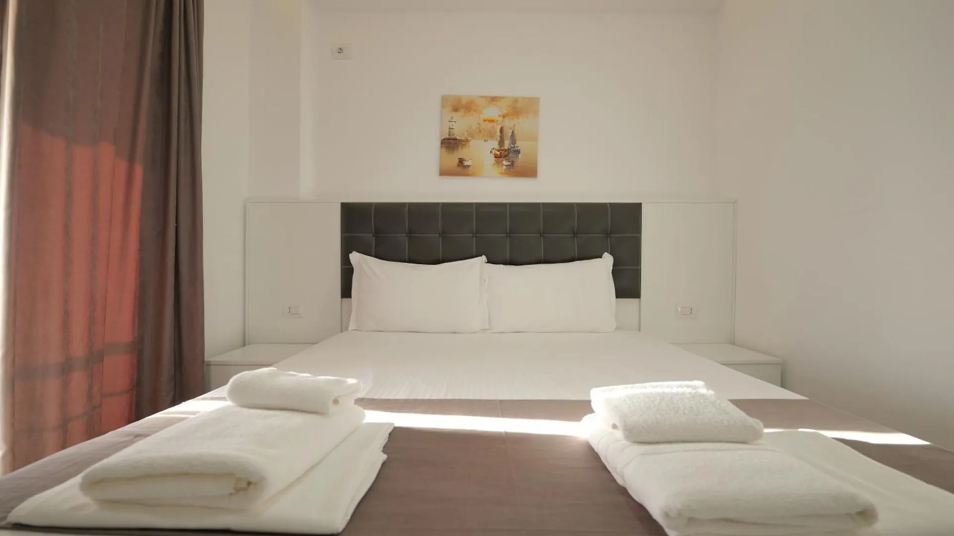 Vila Era Beach Sarande Hotel