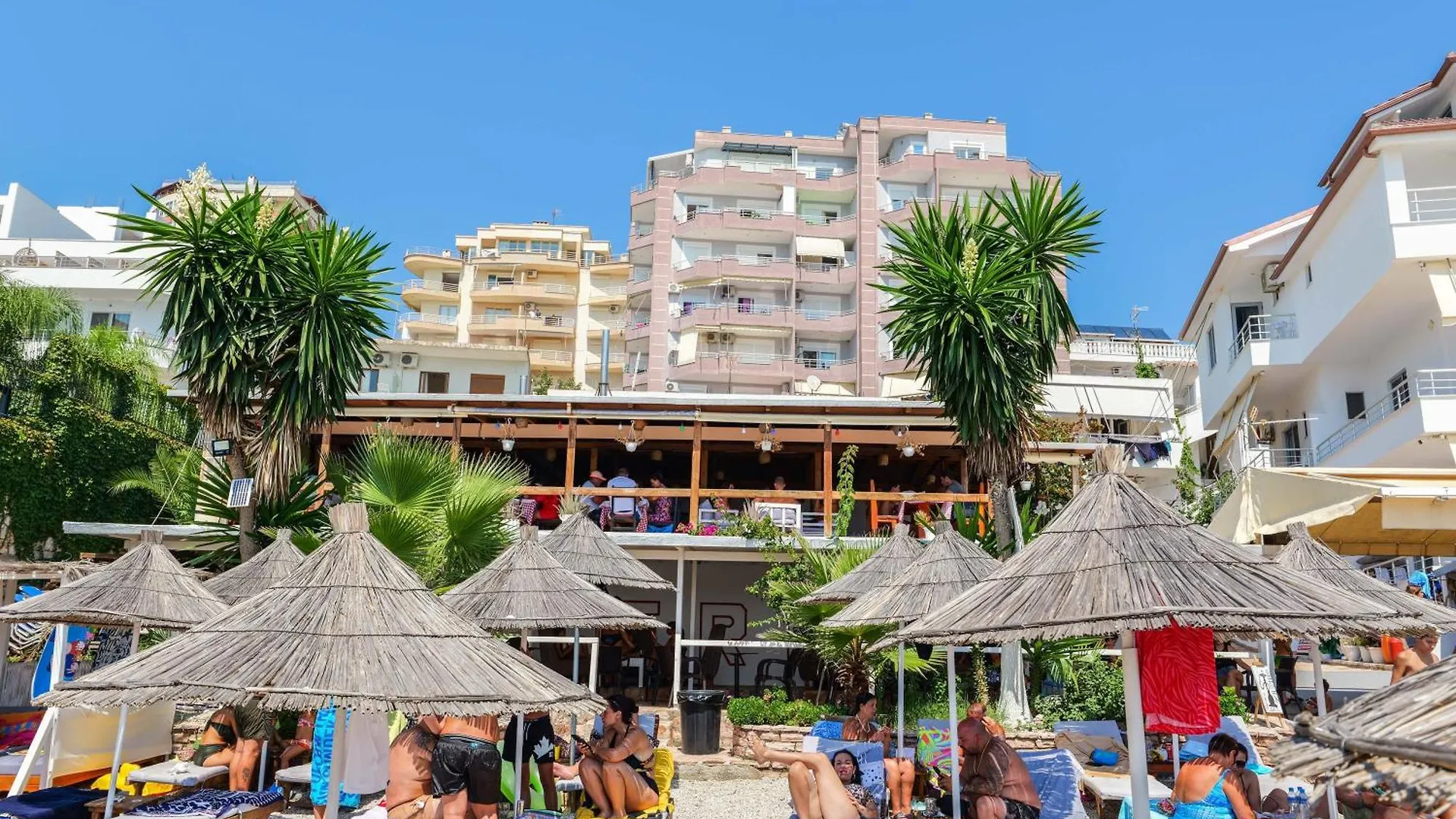 Vila Era Beach Sarande 3*,  Albania