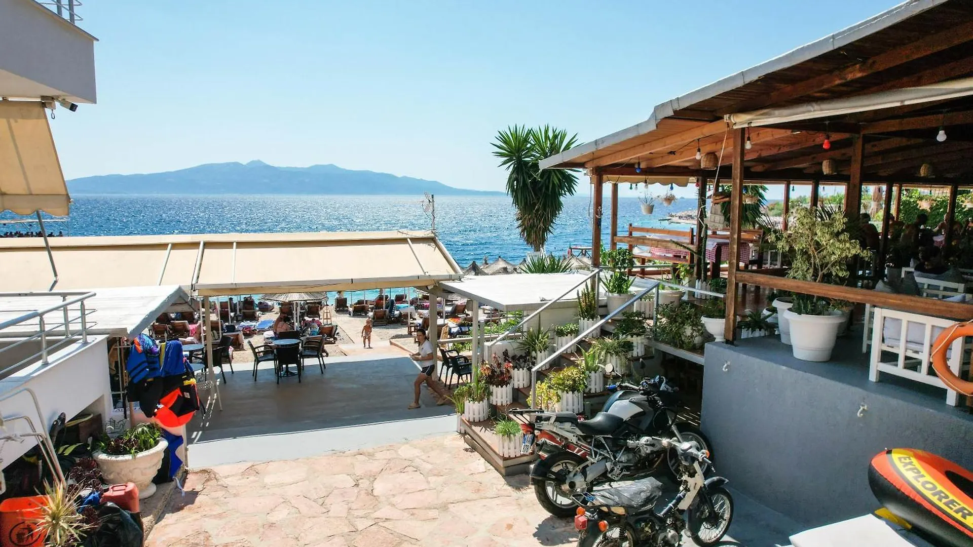Vila Era Beach Sarande 3*,