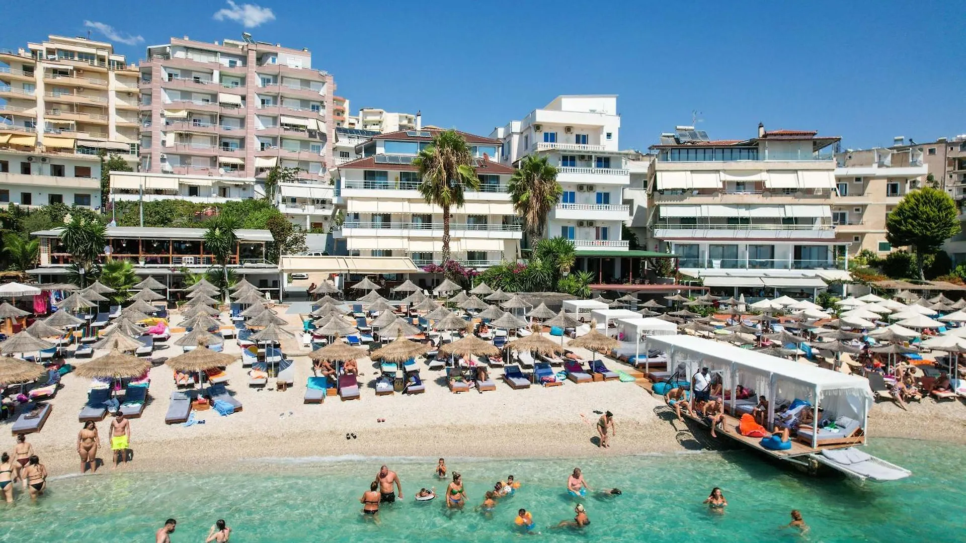 Vila Era Beach Sarande 3*,  Albania
