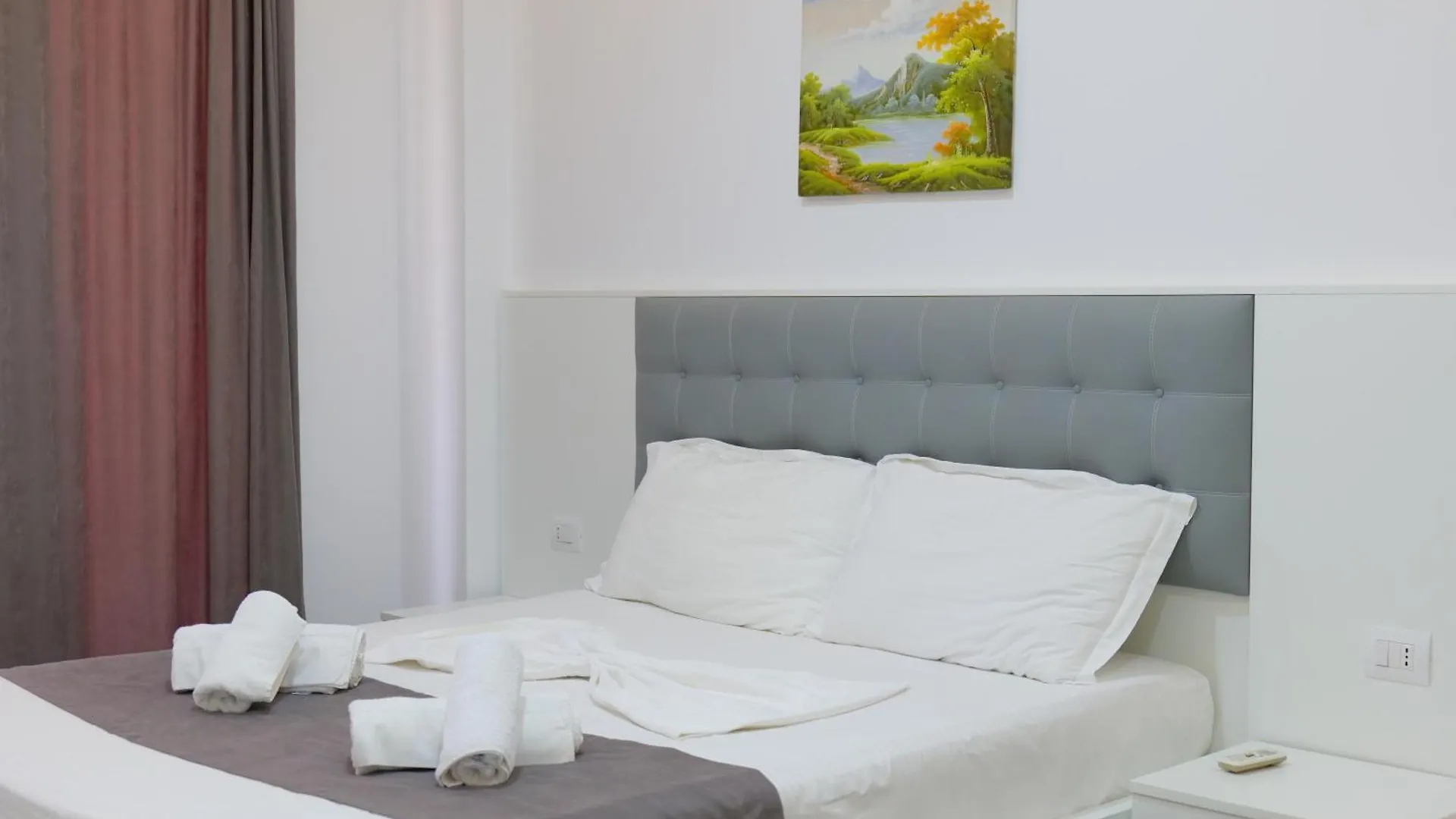 Vila Era Beach Sarande Hotel